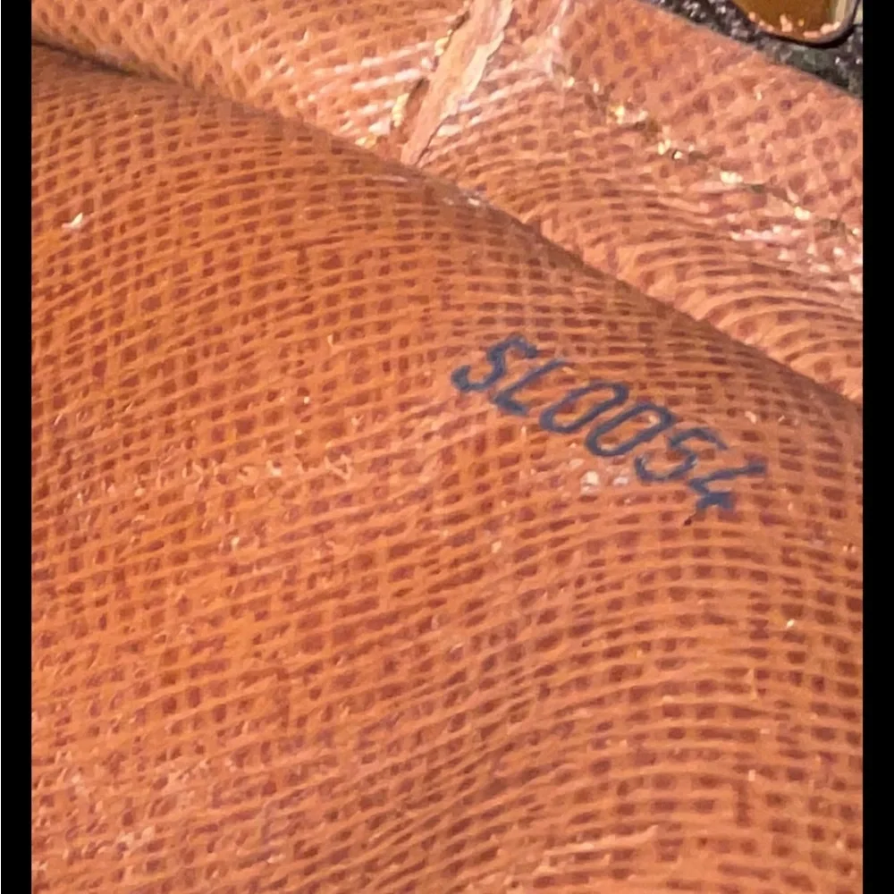 ✅ Authentic Louis Vuitton Brown Tan Messenger Bag Monogram - Picture 7 of 12